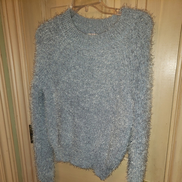 Hippie Rose Sweaters - Hippie Rose misses sz m Cozy Sweater Gray fuzzy So Soft